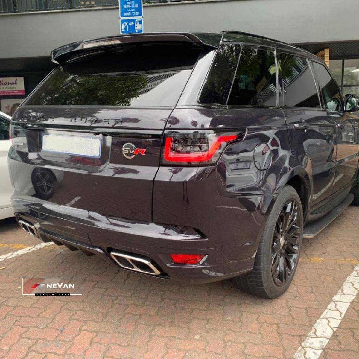 Range Rover SVR Kit