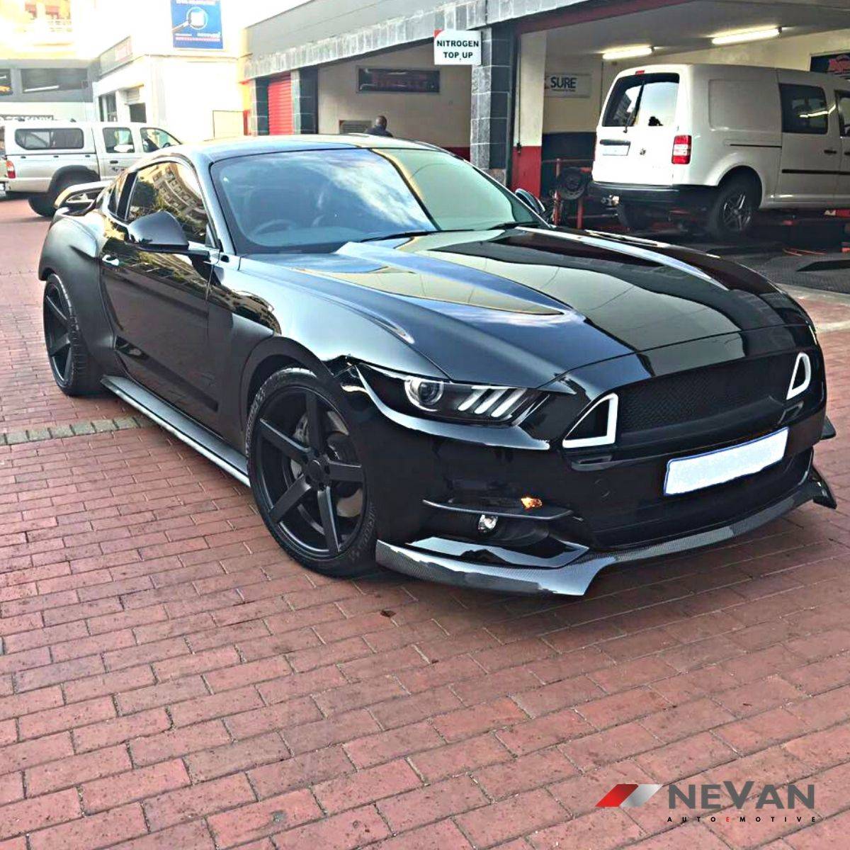 MUSTANG GEN 1 FRONT LIP